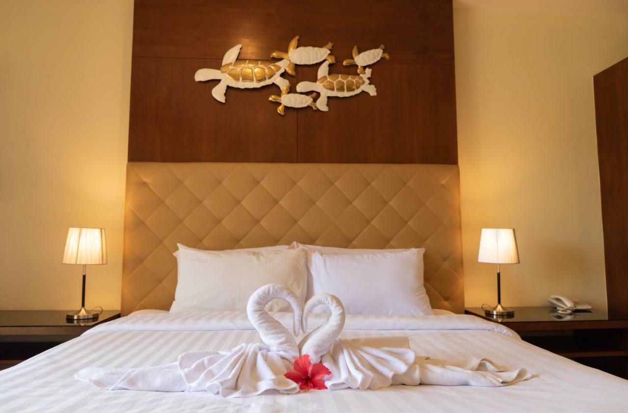 Park 38 Hotel - SHA Plus Phuket Exterior foto